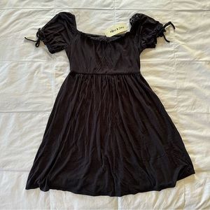 NWT black puff sleeve mini dress